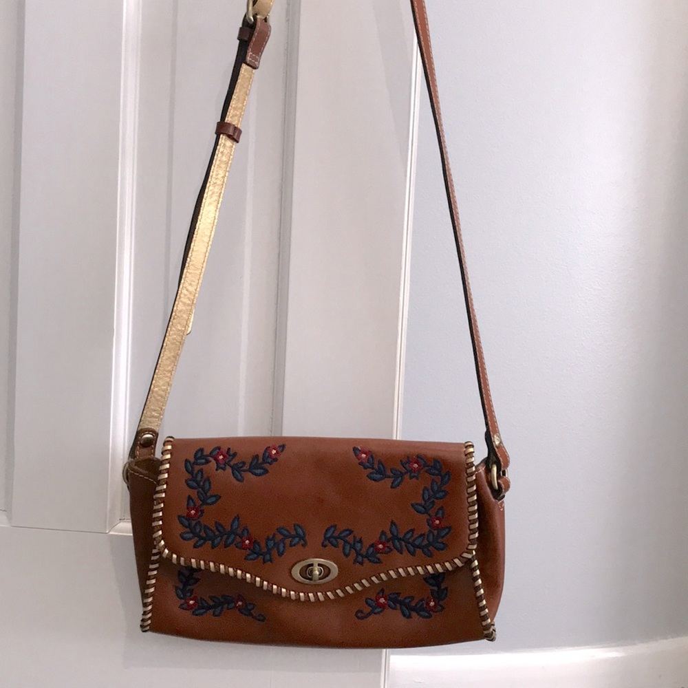 Patrícia Nash crossbody bag.